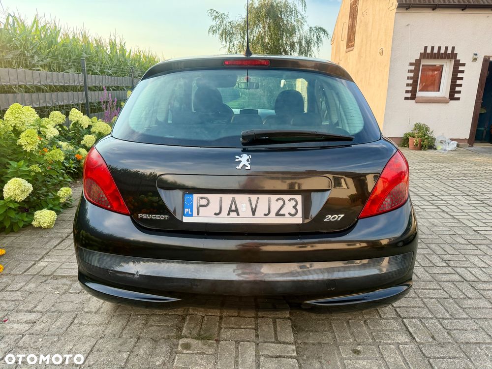 Peugeot 207 1.4 Trendy - 6