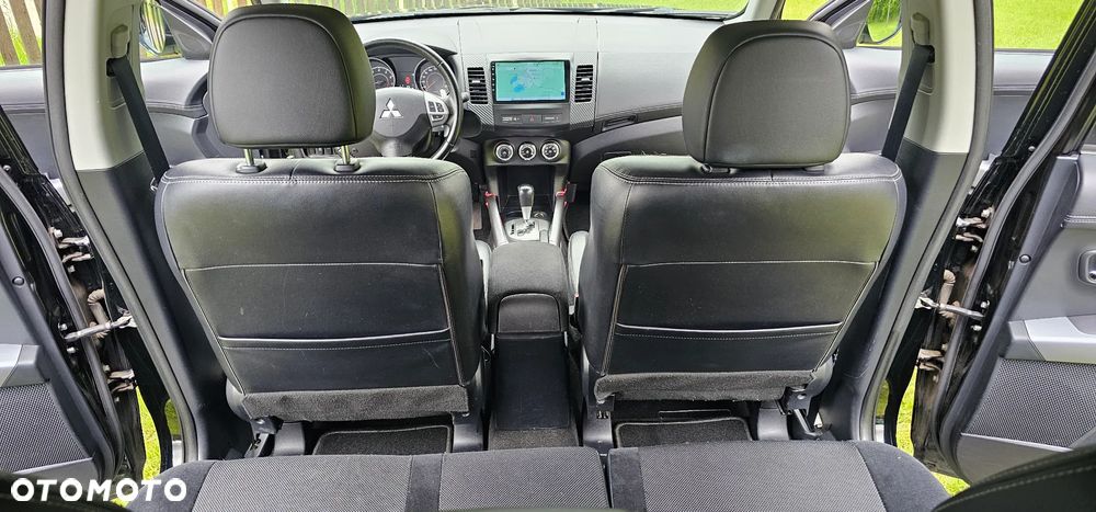 Mitsubishi Outlander 2.0 Intense NAVI 2WD EU5 CVT - 7