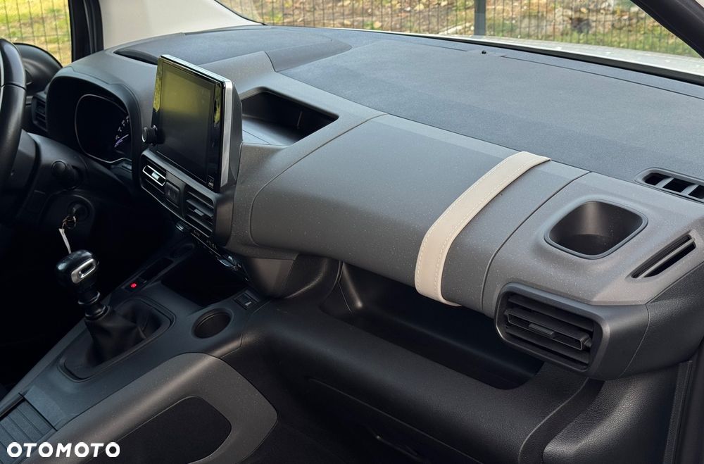 Citroën Berlingo M BlueHDi 130 SHINE - 26