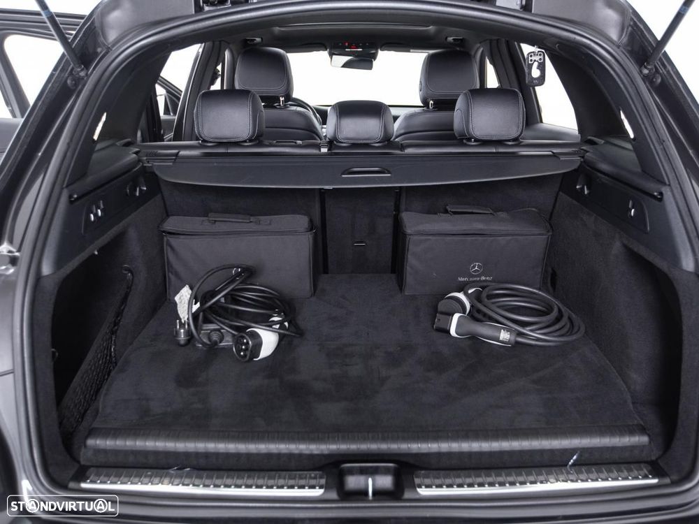 Mercedes-Benz GLC 300 de 4Matic 9G-TRONIC AMG Line - 15