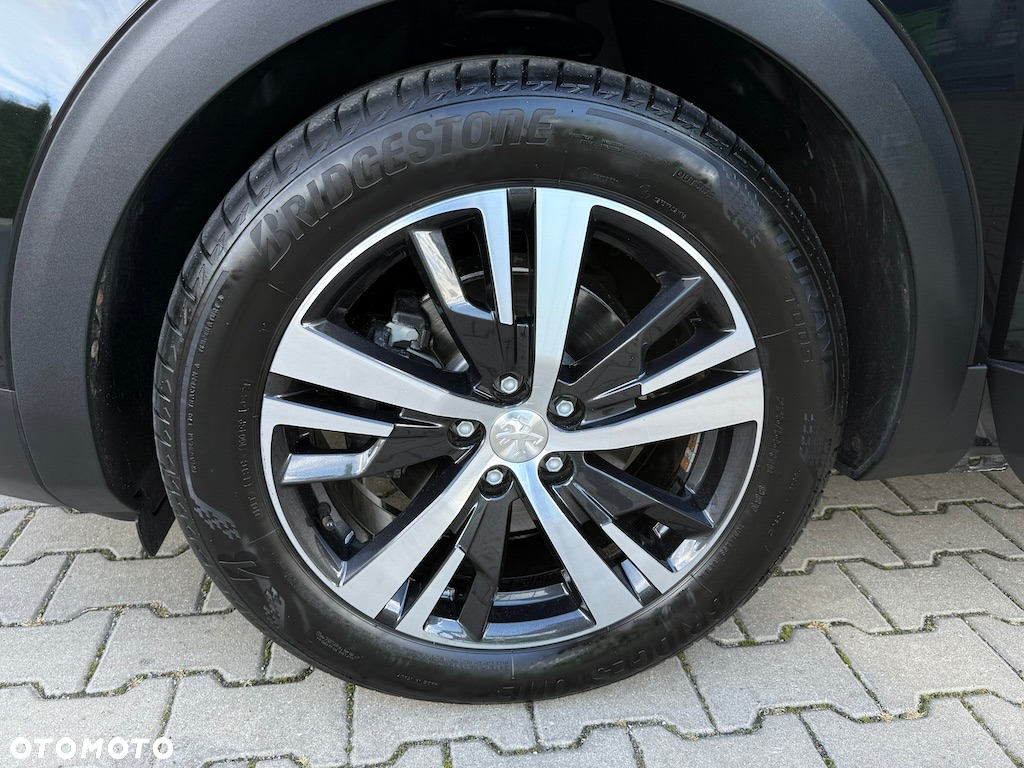 Peugeot 3008 1.6 BlueHDi Allure S&S - 16