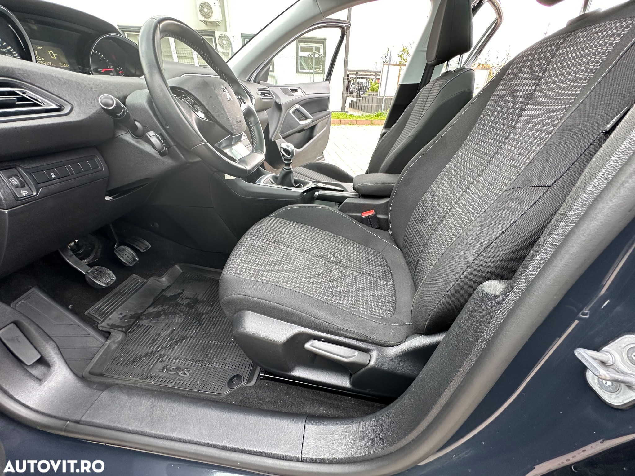 Peugeot 308 1.5 BlueHDi FAP STT Active - 21