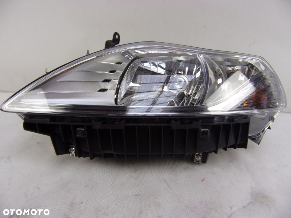 LANCIA YPSILON II 11- LAMPA LEWA PRZÓD 51850555 - 2