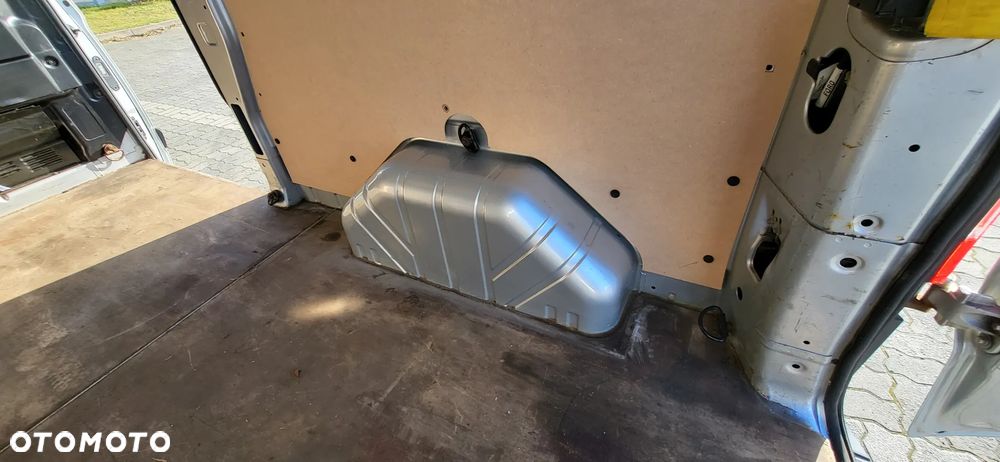 Ford Transit custom - 11