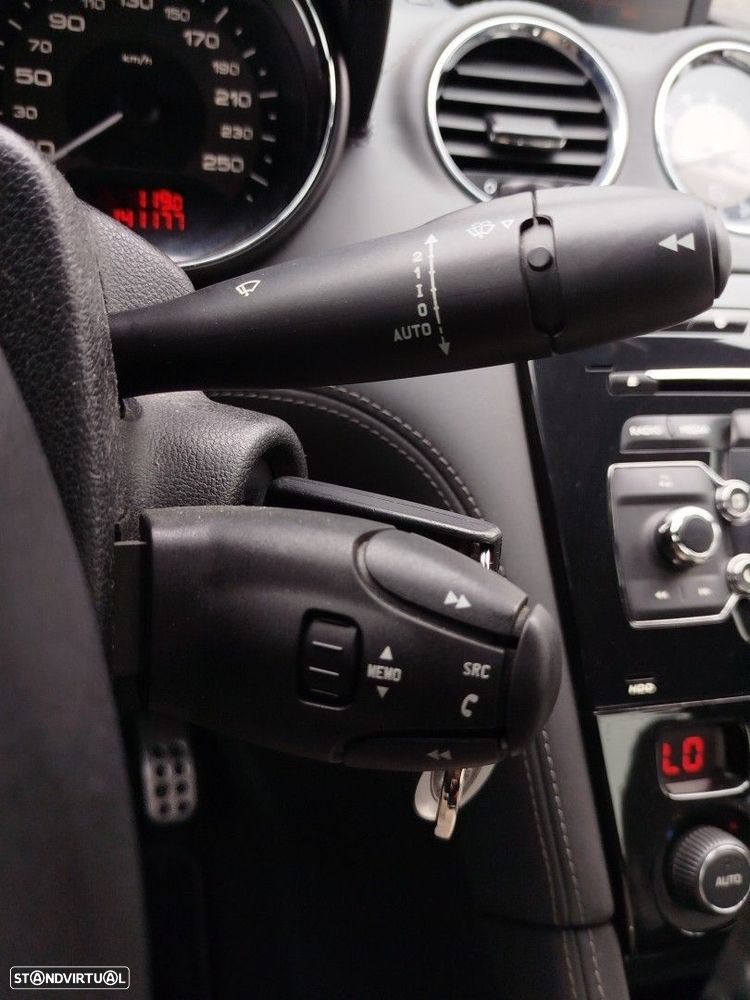 Peugeot RCZ 1.6 THP Onyx - 27