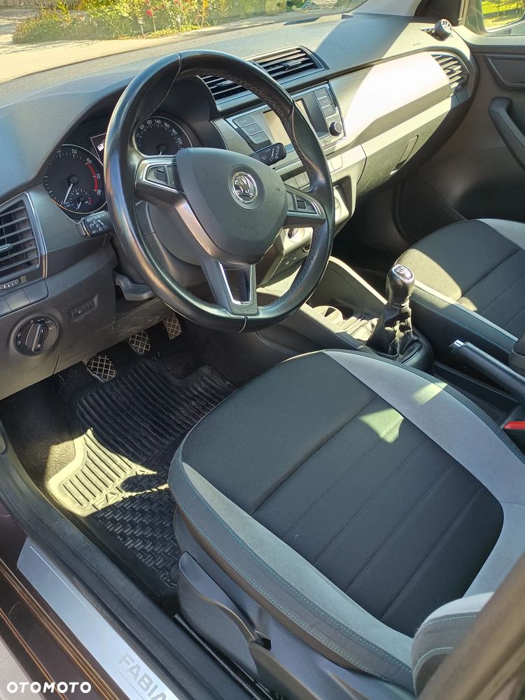 Skoda Fabia - 5