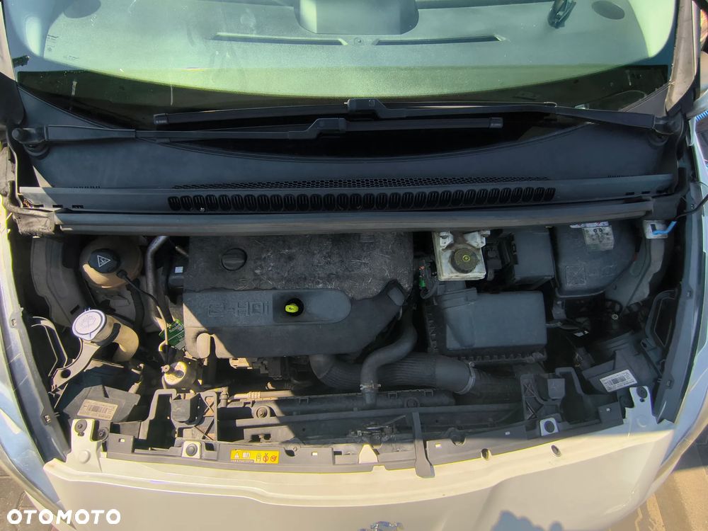 Peugeot 5008 HDI 150 Active - 35