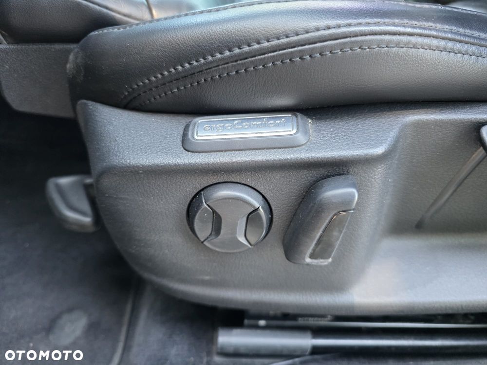 Volkswagen Passat - 19