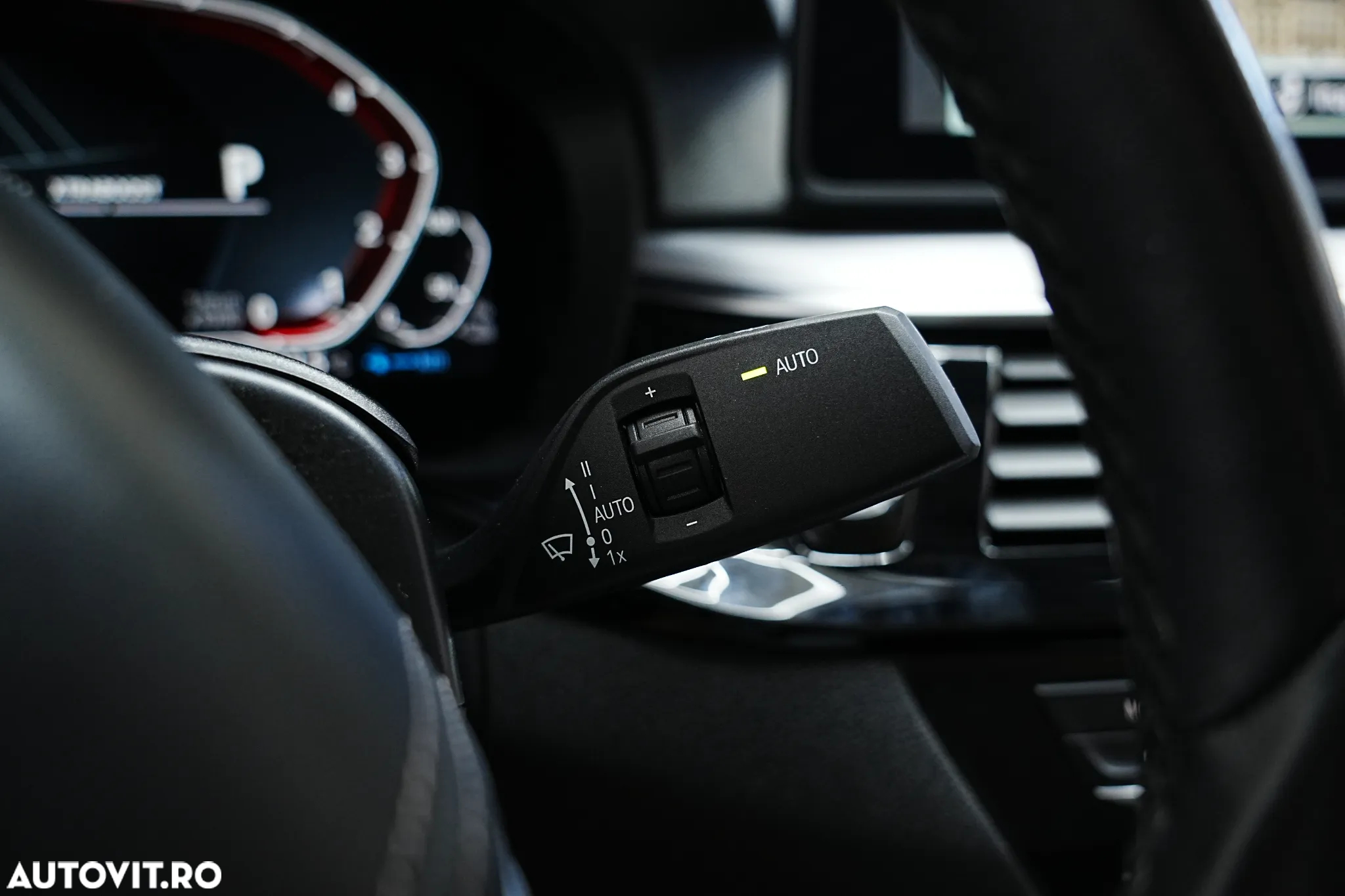 BMW Seria 5 530e xDrive AT PHEV - 30