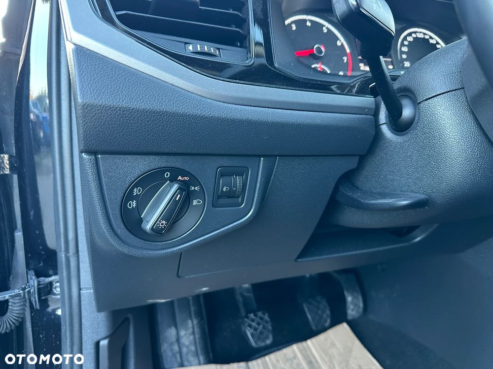 Volkswagen Polo - 16