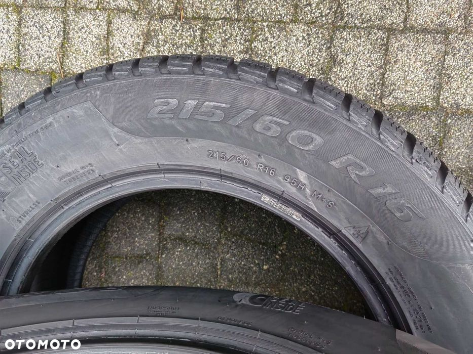 215/60R16 95H  Pirelli Sottozero 3 Winter 2021 PARA zima - 3