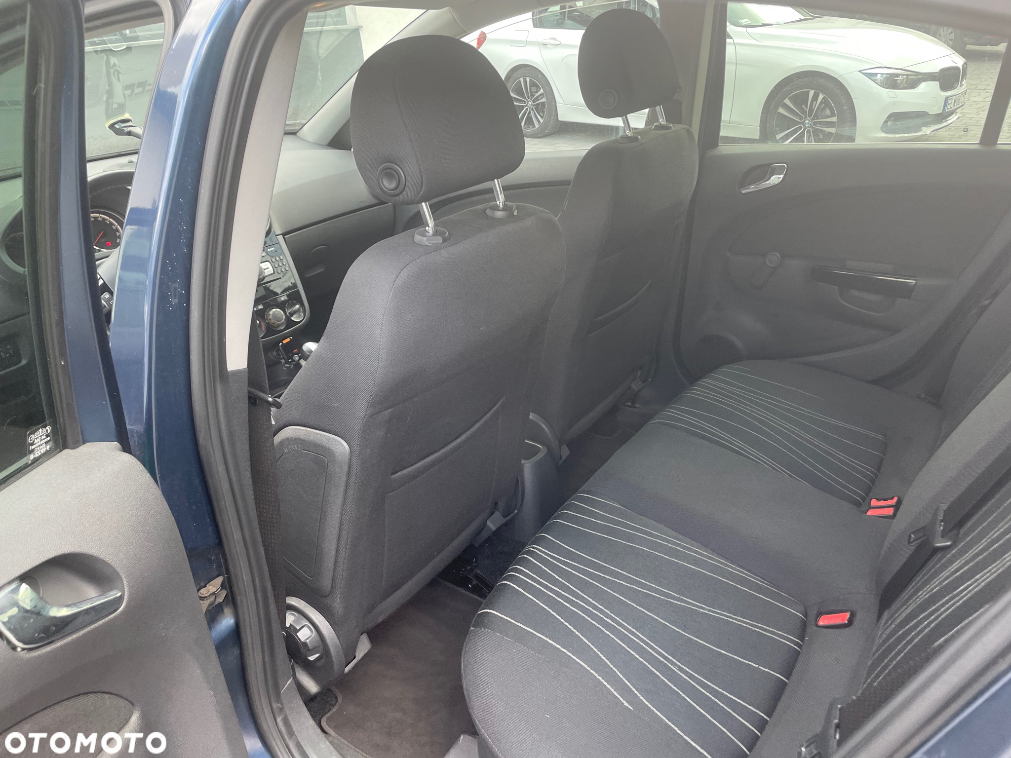 Opel Corsa - 6