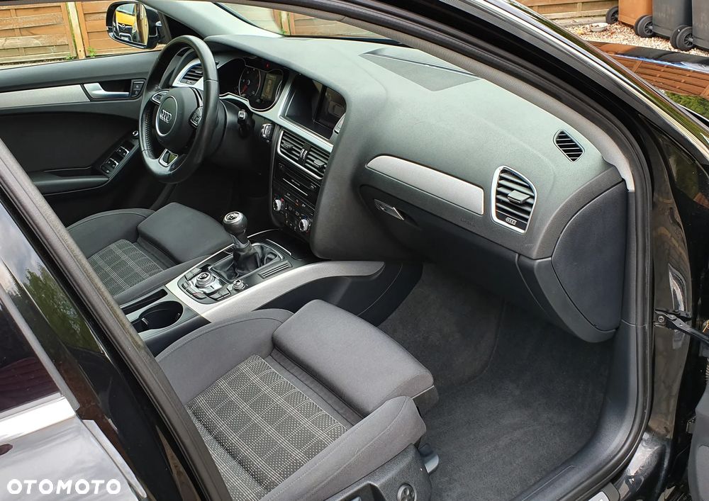 Audi A4 Avant 2.0 TDI DPF S line Sportpaket - 15