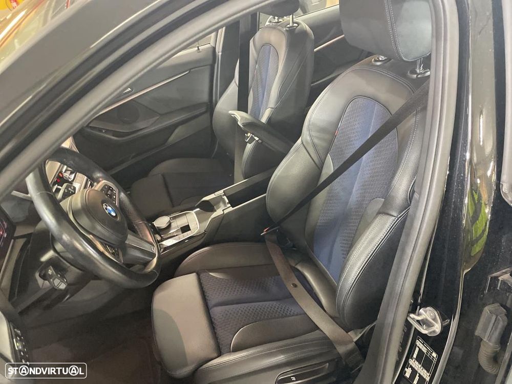 BMW 116 d Pack Desportivo M Auto - 5