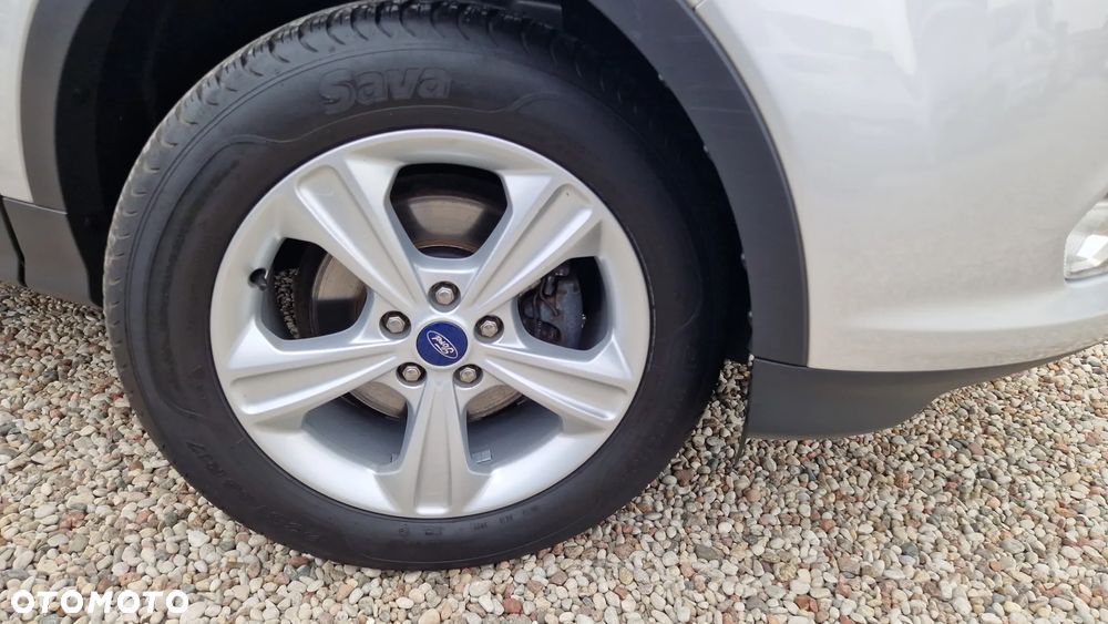 Ford Kuga 1.6 EcoBoost 2x4 Titanium - 27