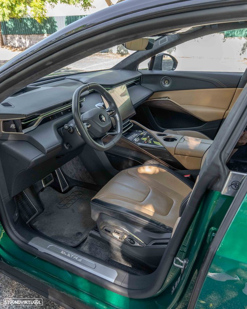 Lotus Eletre 600 - 16
