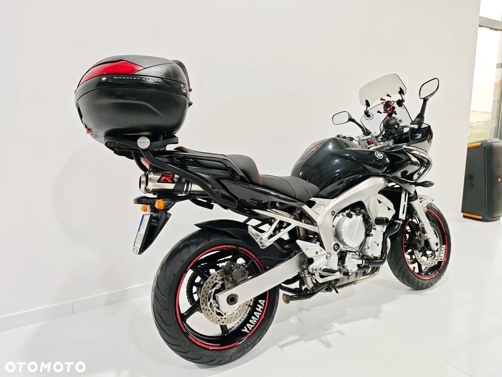Yamaha FZ - 9
