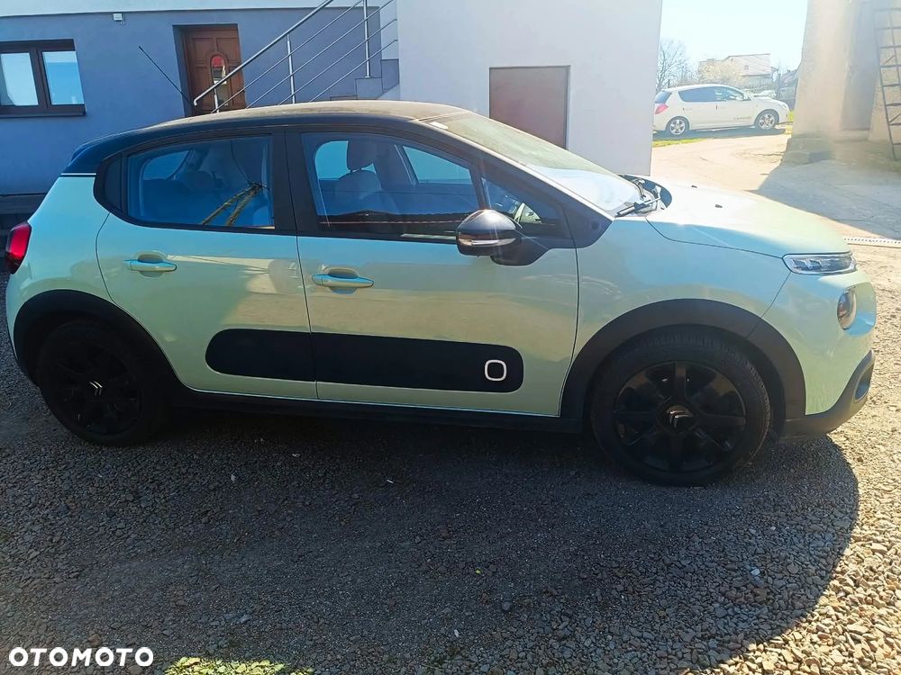 Citroën C3 1.2 PureTech Exclusive - 2