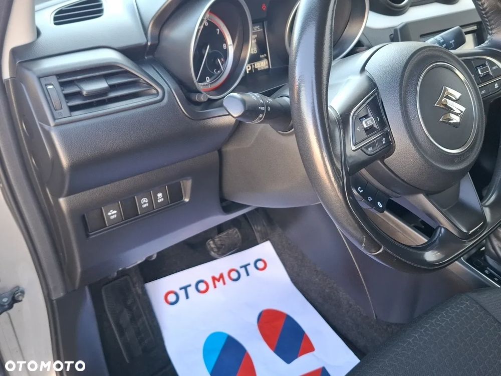 Suzuki Swift 1.2 Dualjet SHVS Premium CVT - 15