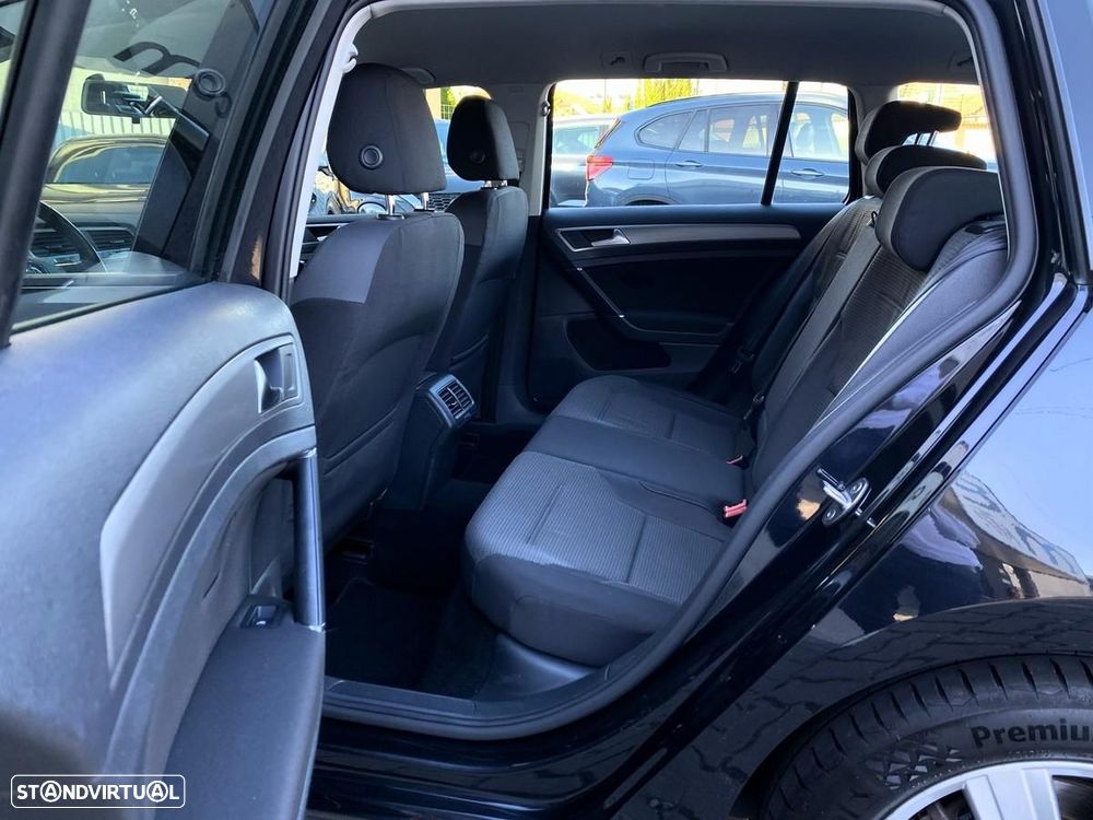 VW Golf Variant 1.6 TDi GPS Edition - 27