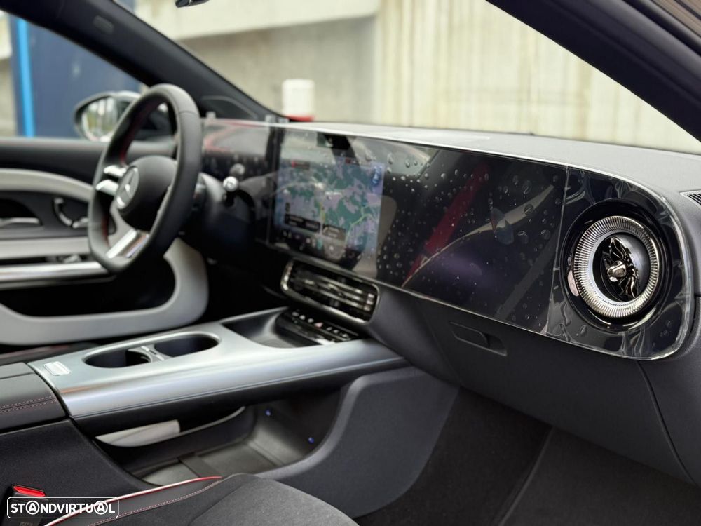 Mercedes-Benz CLA 220 - 12