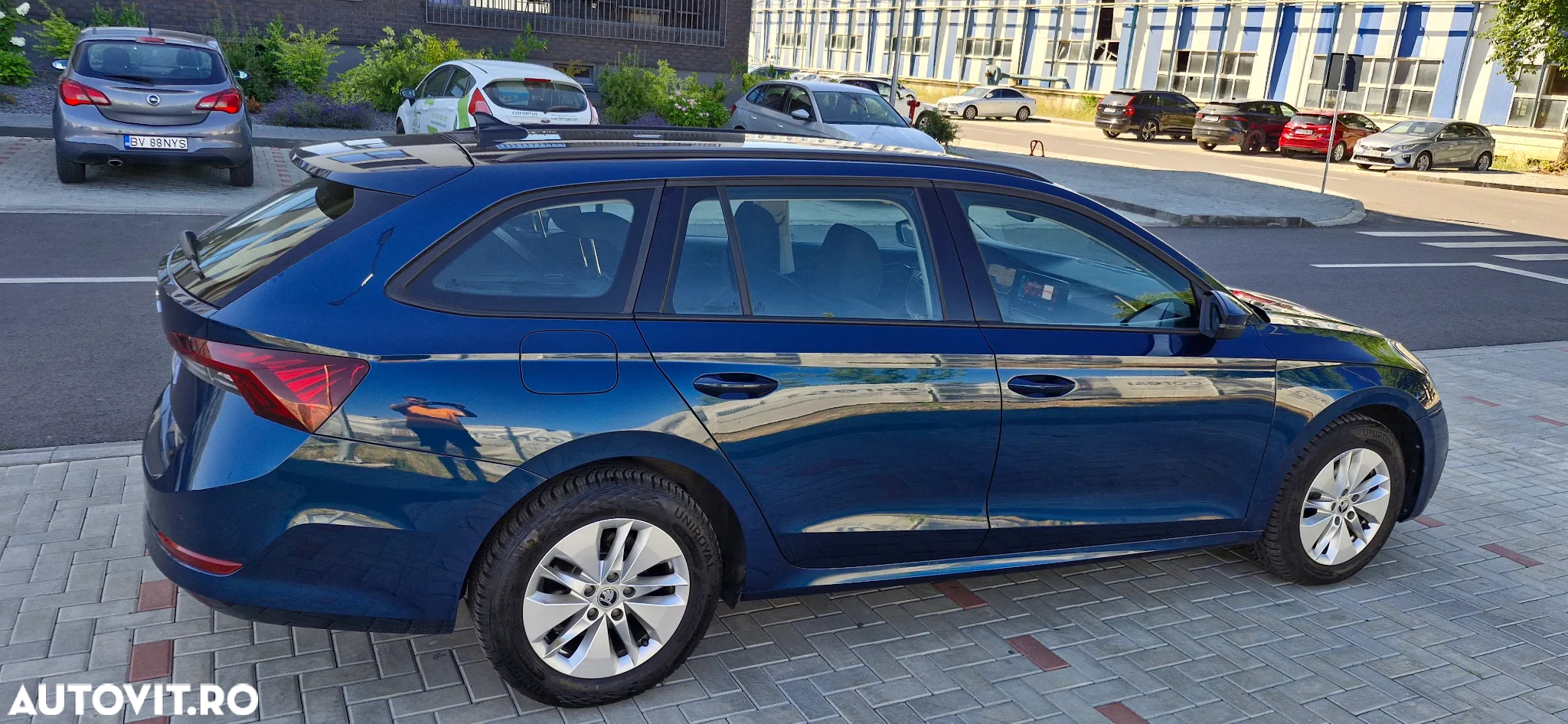 Skoda Octavia 2.0 TDI DSG Ambition - 10
