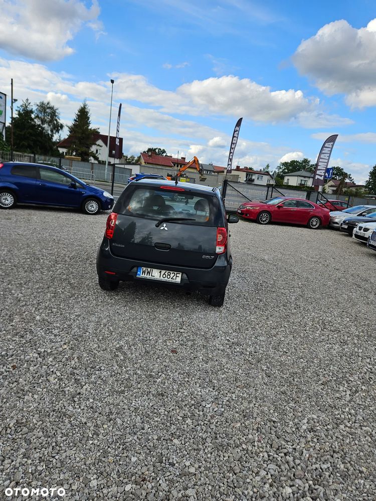 Mitsubishi Colt 1.3 Intense - 11