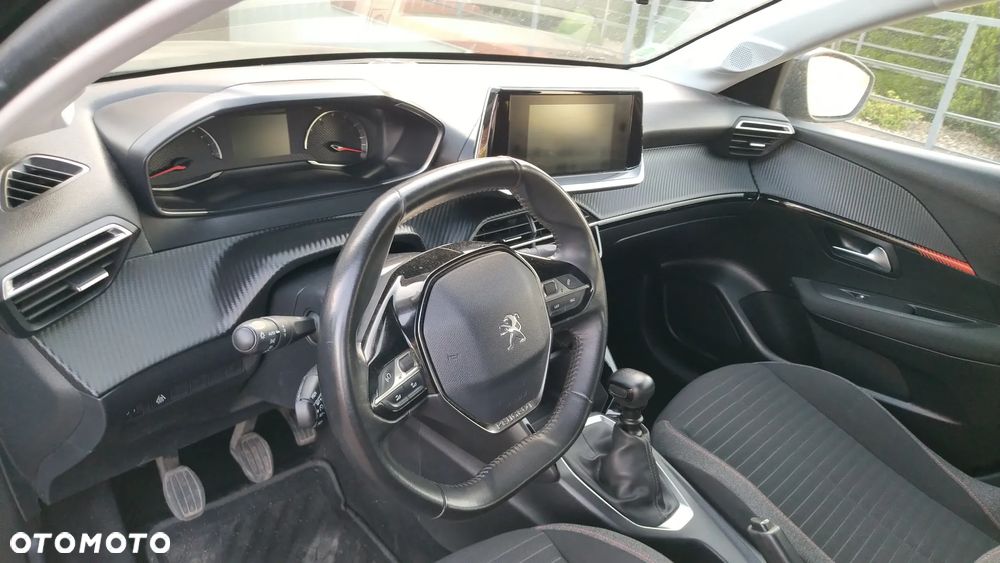 Peugeot 208 1.2 PureTech GPF Allure S&S - 25