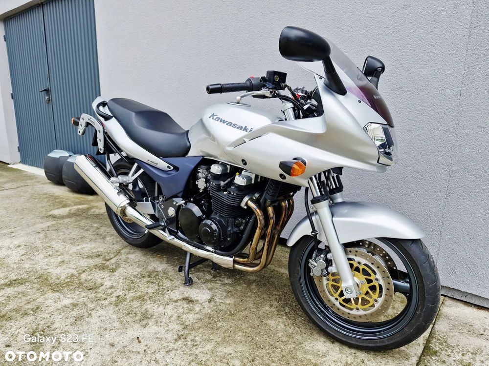 Kawasaki ZR - 4