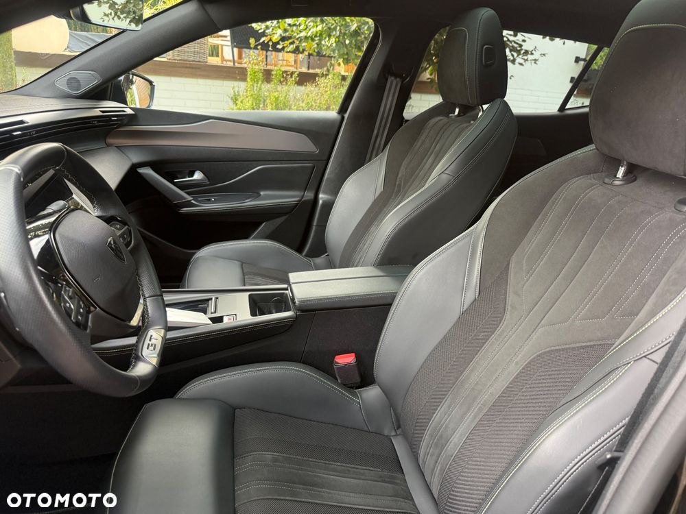 Peugeot 408 1.2 PureTech GT S&S EAT8 - 21
