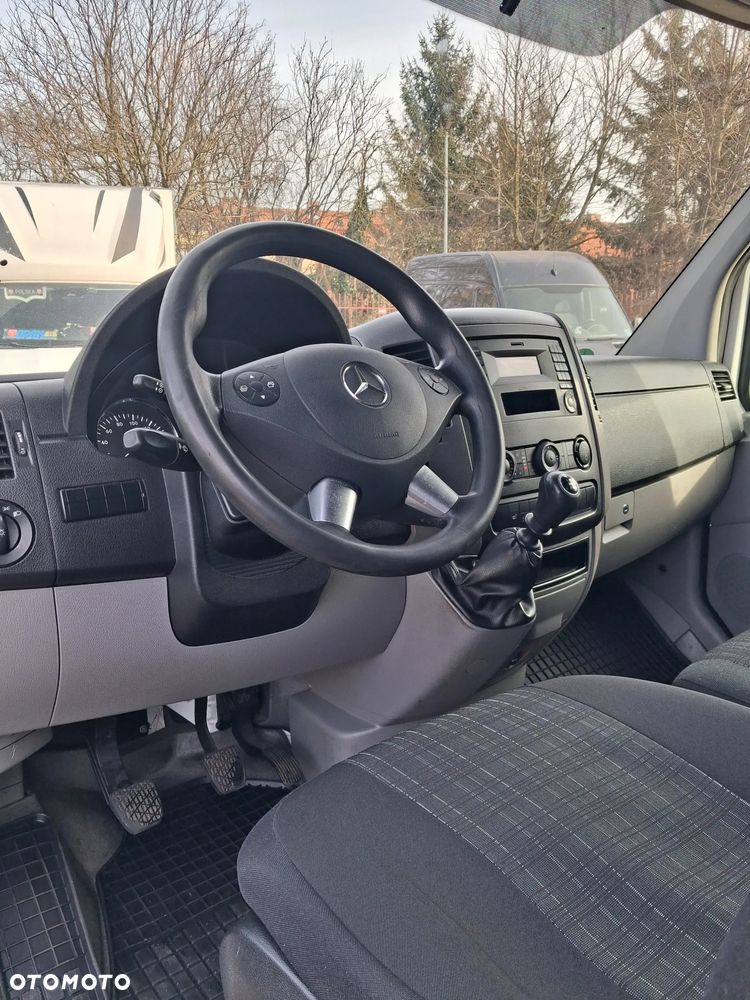 Mercedes-Benz Sprinter - 6