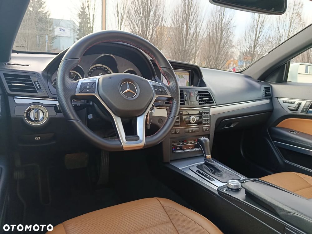 Mercedes-Benz Klasa E - 33