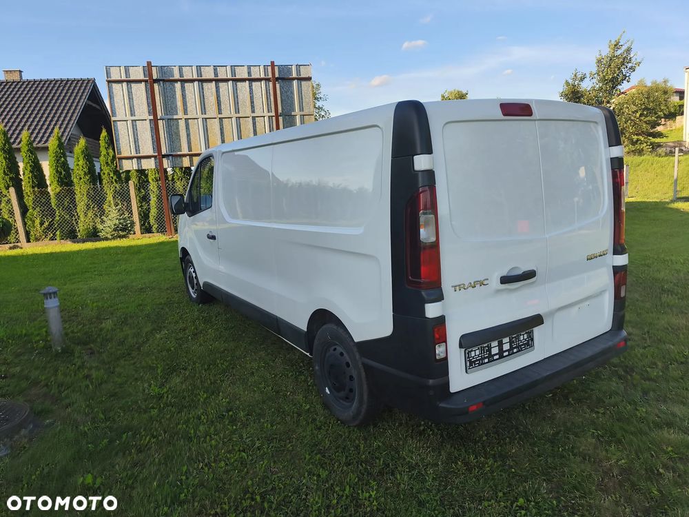 Renault Trafic - 8