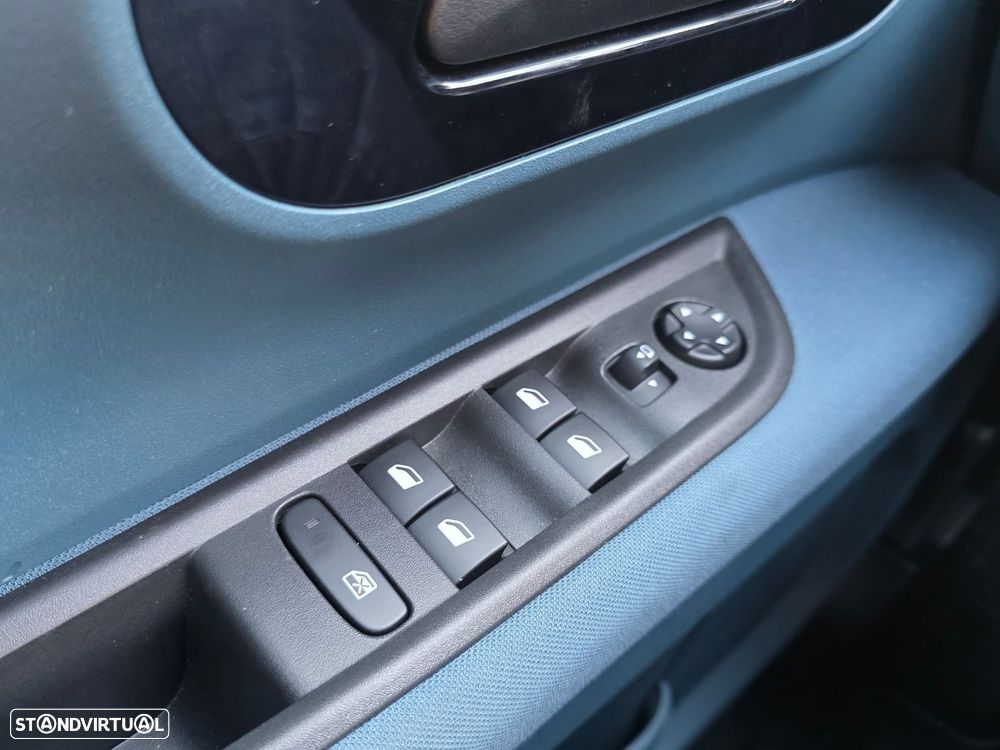 Fiat Grande Panda 1.2 Hybrid Icon eDCT - 19