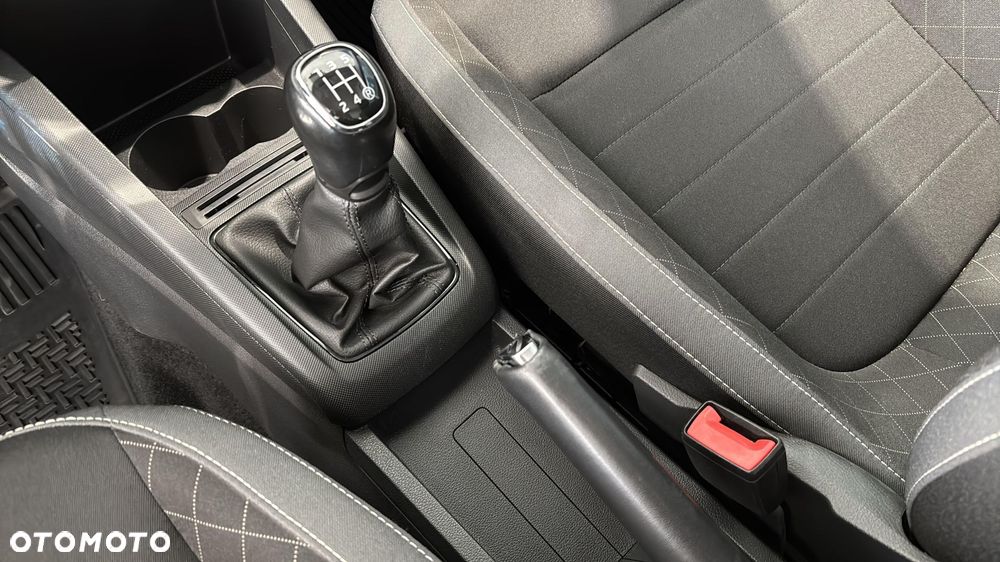 Skoda Fabia 1.0 Ambition - 15