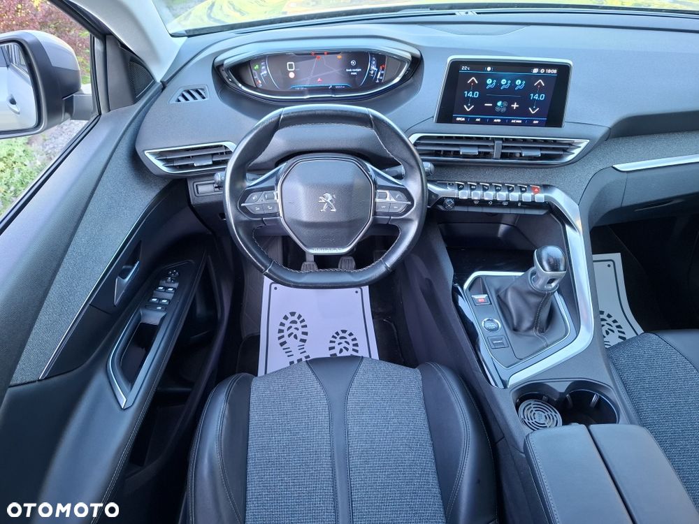 Peugeot 3008 - 6