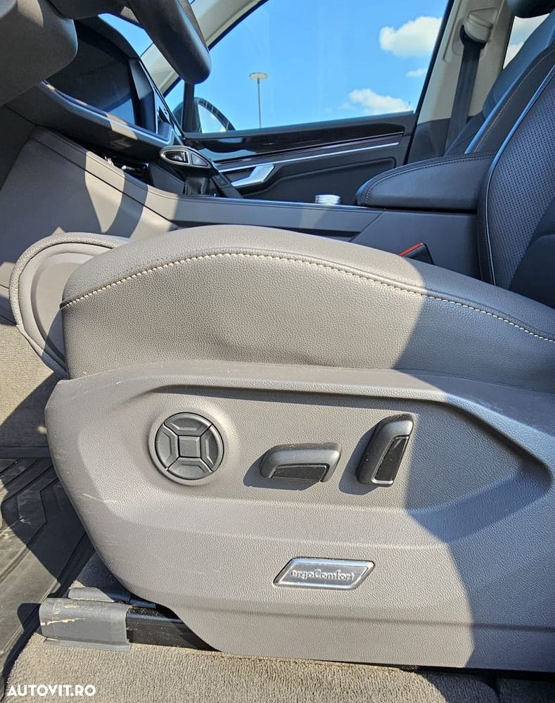 Volkswagen Touareg V6 TDI Atmosphere - 19