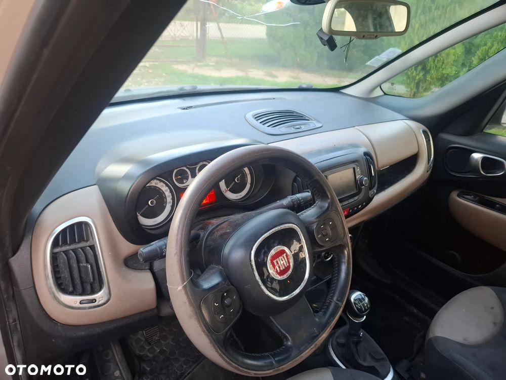Fiat 500L - 10