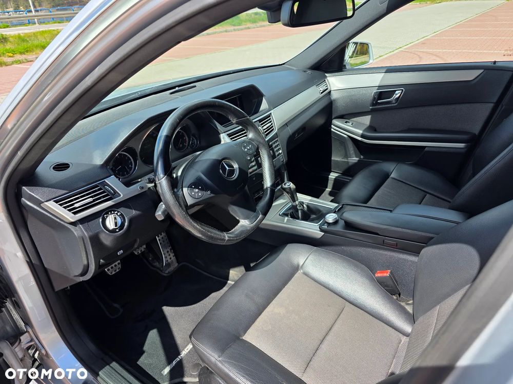 Mercedes-Benz Klasa E 250 CDI DPF BlueEFFICIENCY Avantgarde - 7