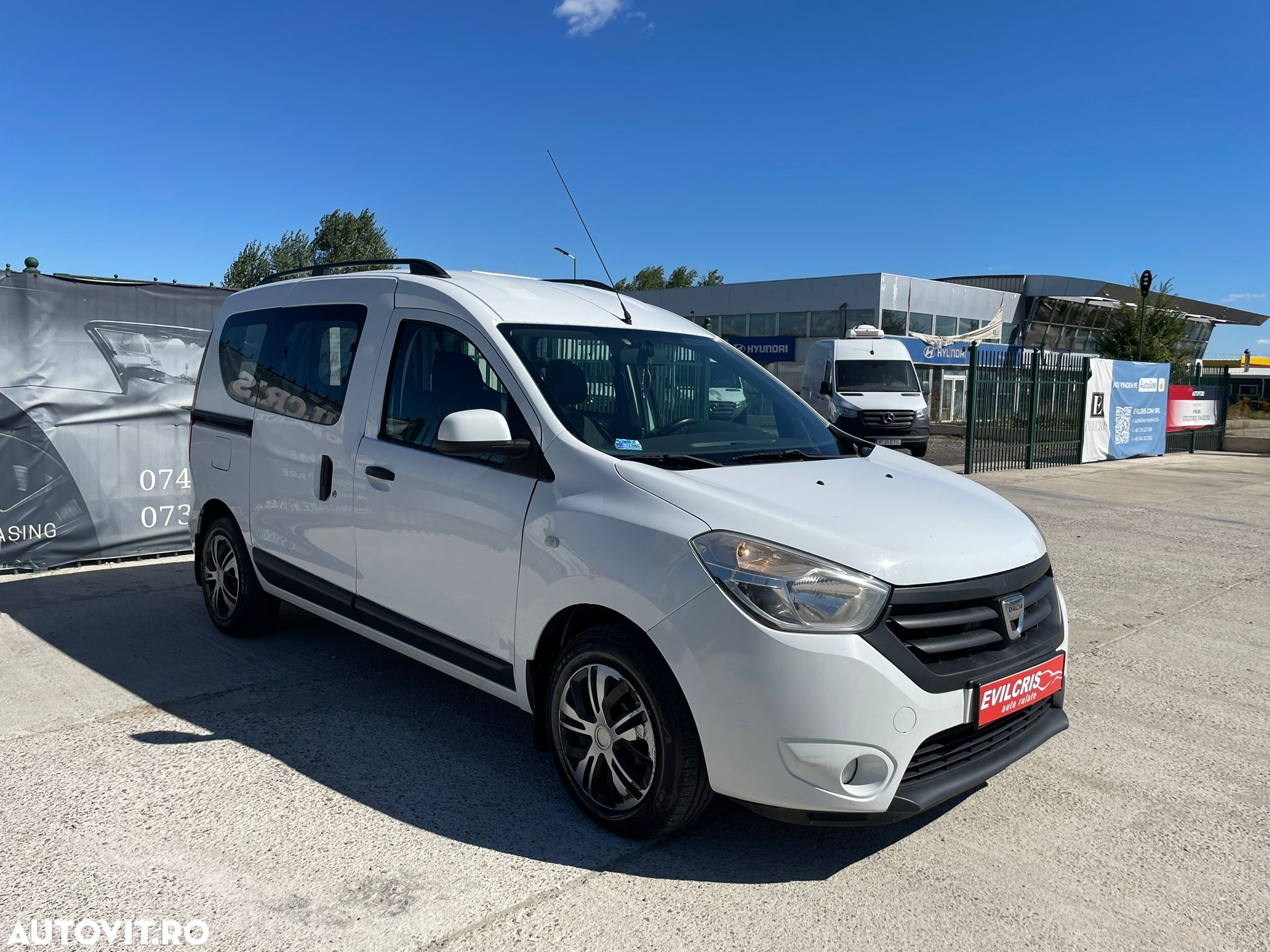 Dacia Dokker 1.5 dCi 90 CP Laureate - 3