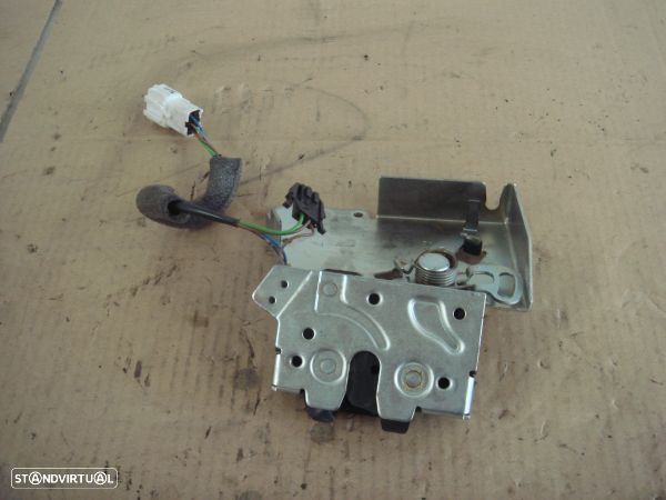 Fecho Da Tampa Da Mala Jaguar X-Type (X400) - 1