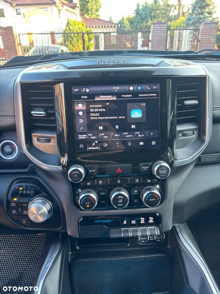 RAM 1500 5.7 eTorque Crew Cab Longbed Laramie Black - 21