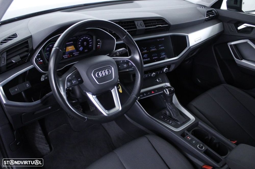 Audi Q3 Sportback 45 TFSIe S tronic - 36