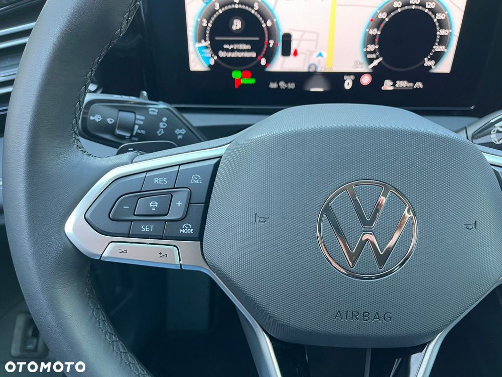 Volkswagen Tiguan - 28