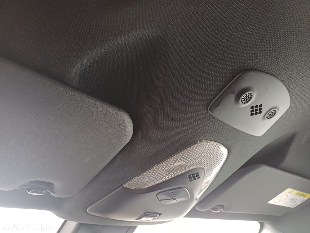 Toyota C-HR 1.8 HSD 122 CP 4x2 CVT Core - 23