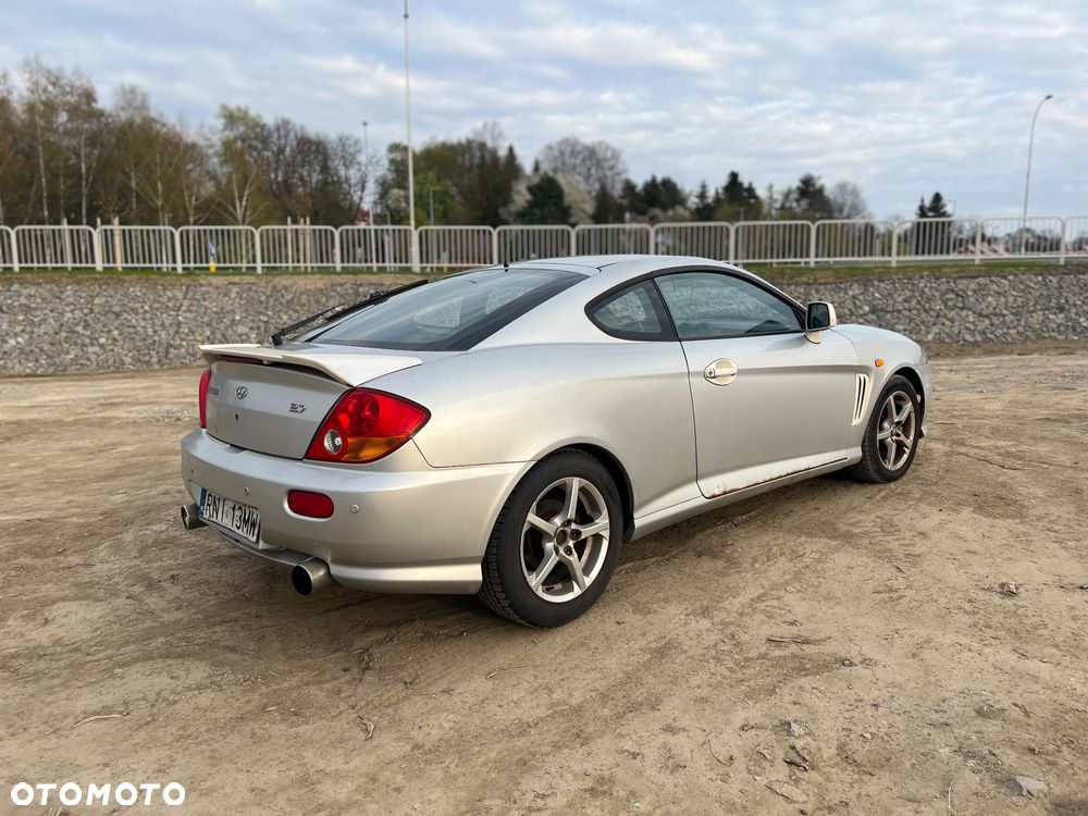 Hyundai Coupe - 9