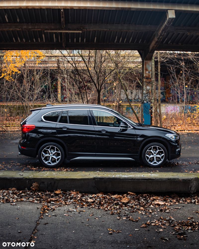 BMW X1 xDrive25i xLine sport - 17