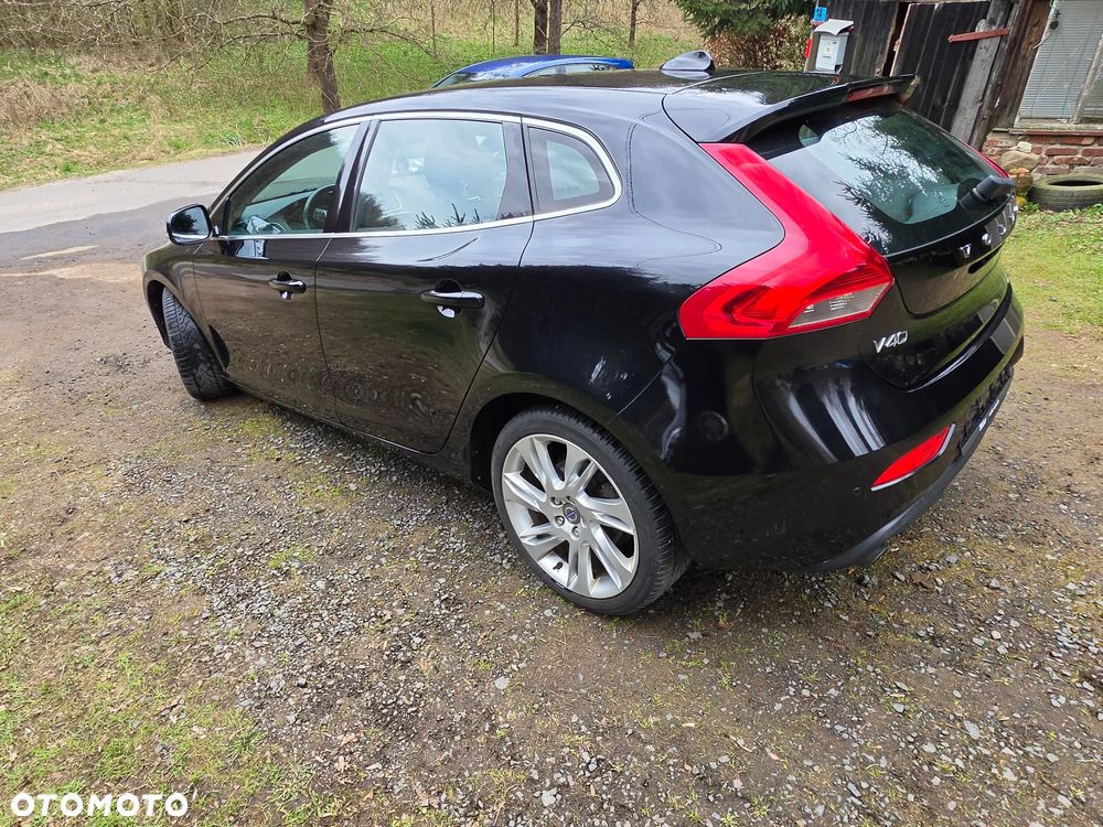 Volvo V40 T4 Momentum - 6