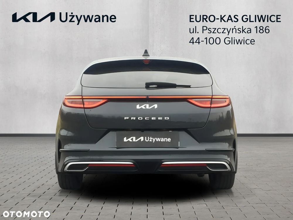 Kia ProCeed - 4