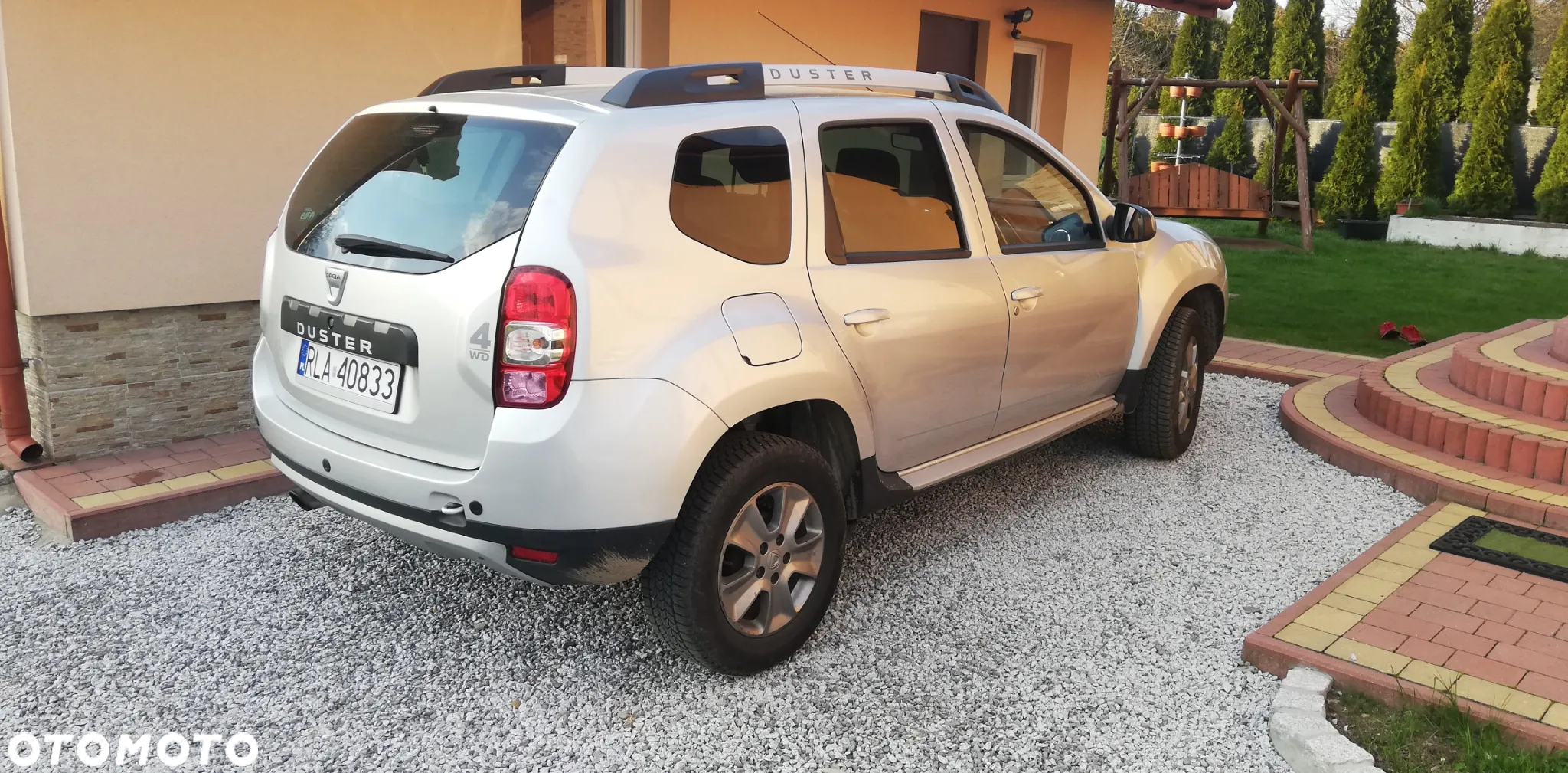 Dacia Duster 1.2 TCe Celebration - 4